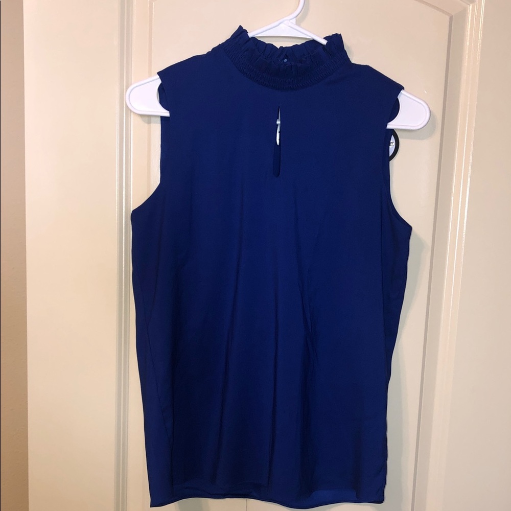 Tahari Sleeveless Mock-Neck Camisole in Navy Blue